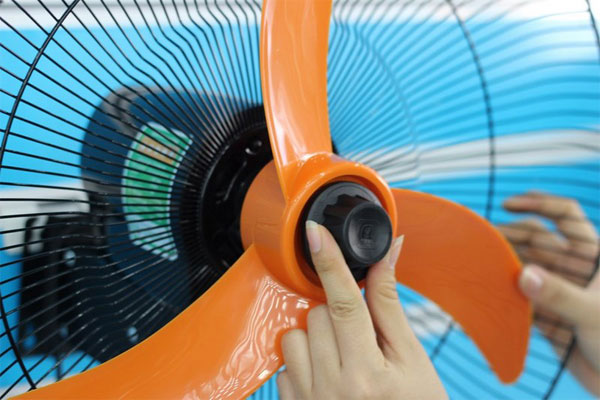 Quạt cây kêu do khe hở không khí không đều