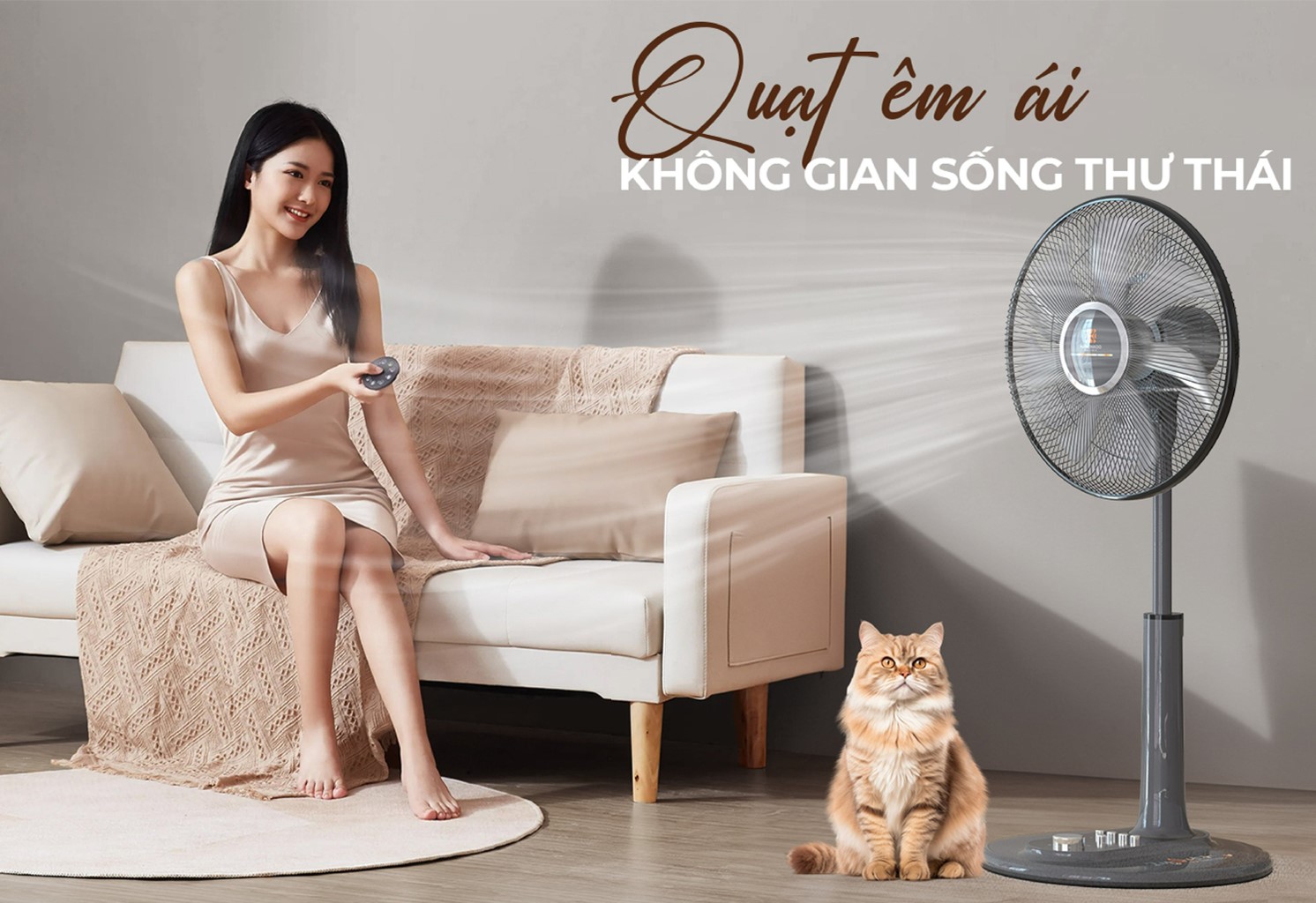 Quạt cây Hawonkoo AC FAH-010-7WINGS sở hữu phong cách thời trang đặc biệt từ Hawonkoo, động cơ hoạt động êm ái, tạo ra luồng gió mát mẻ.