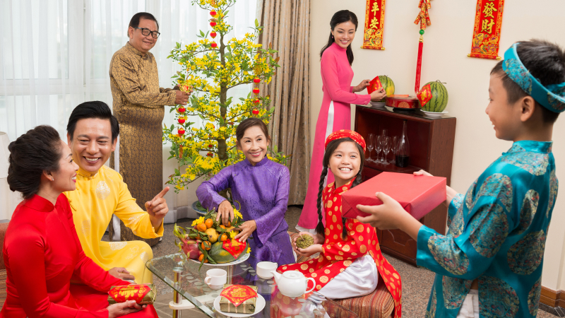 Ý nghĩa của quà Tết trong văn hóa Việt Nam